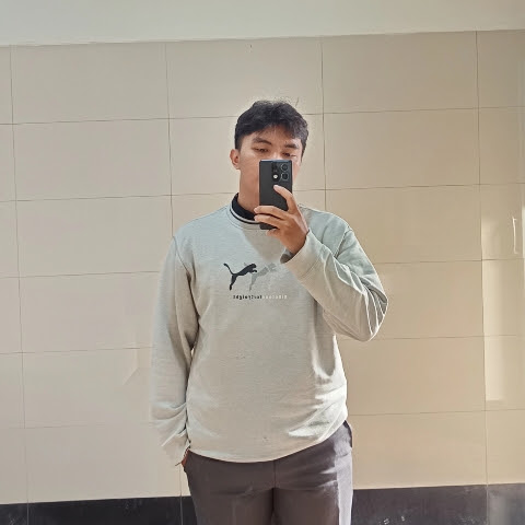 UC8xEAzqgYN98aER_5kHy-qA