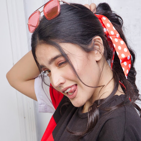 influencer profile picture