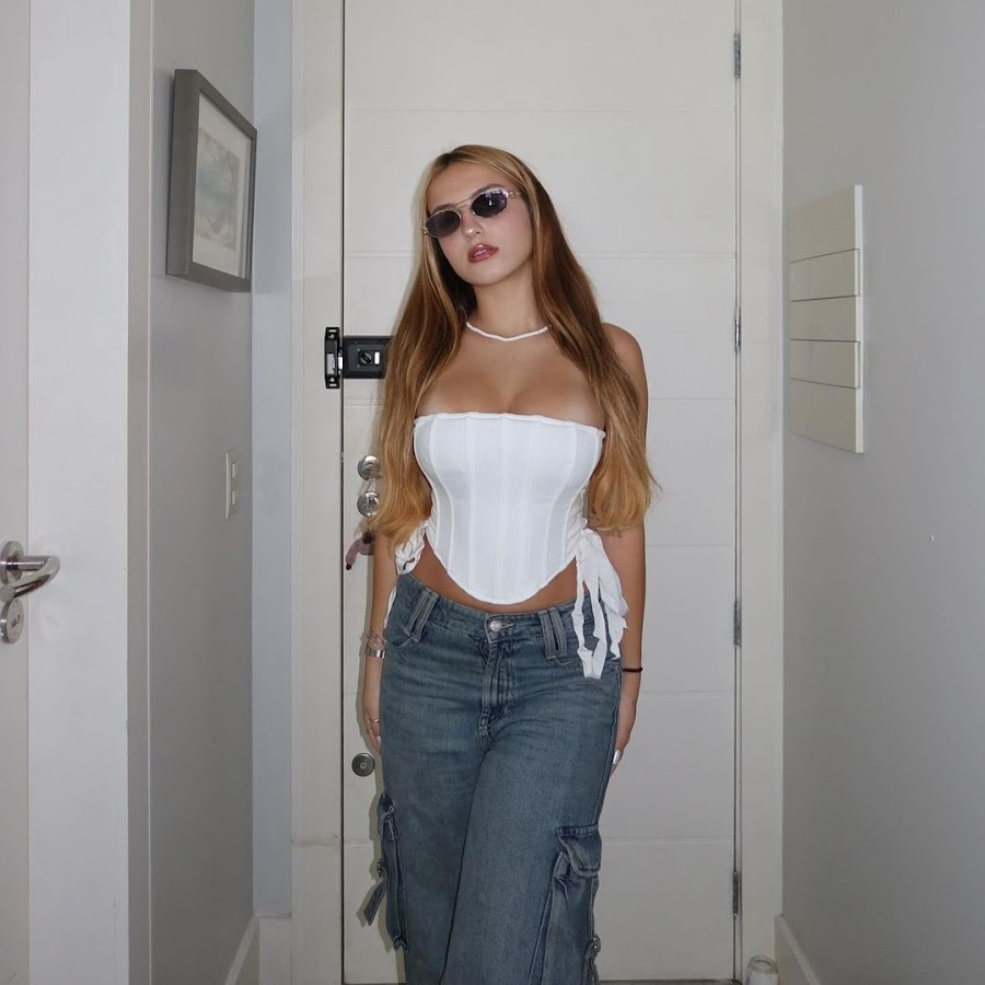 Sarah Estanislau - YouTube