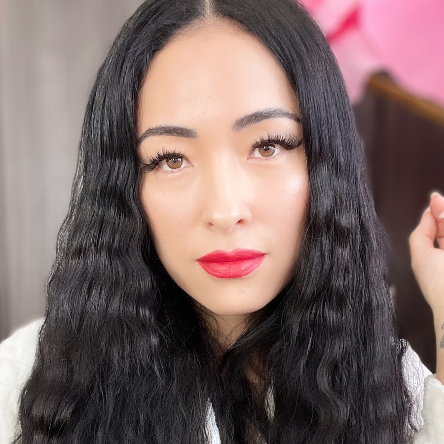 influencer profile picture