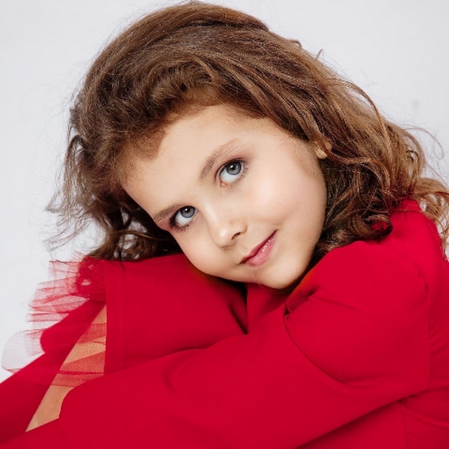 Milana youtube 