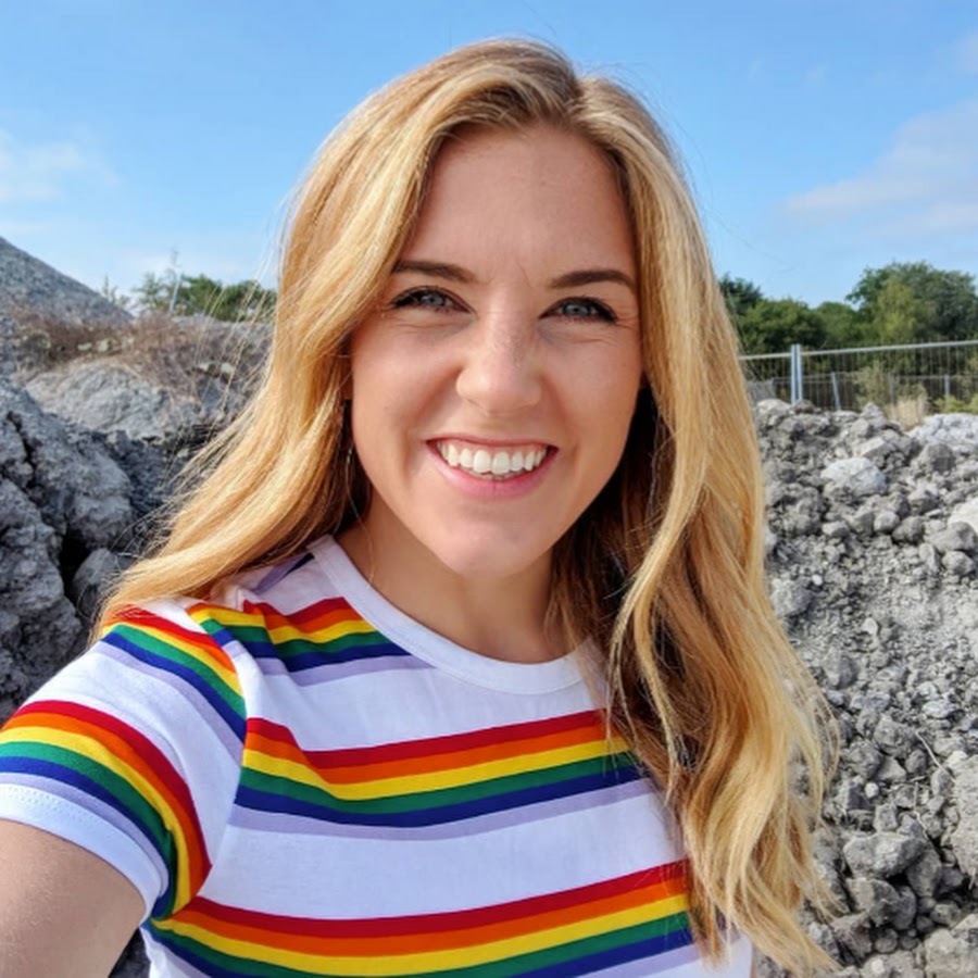 Maddie Moate @maddiemoate