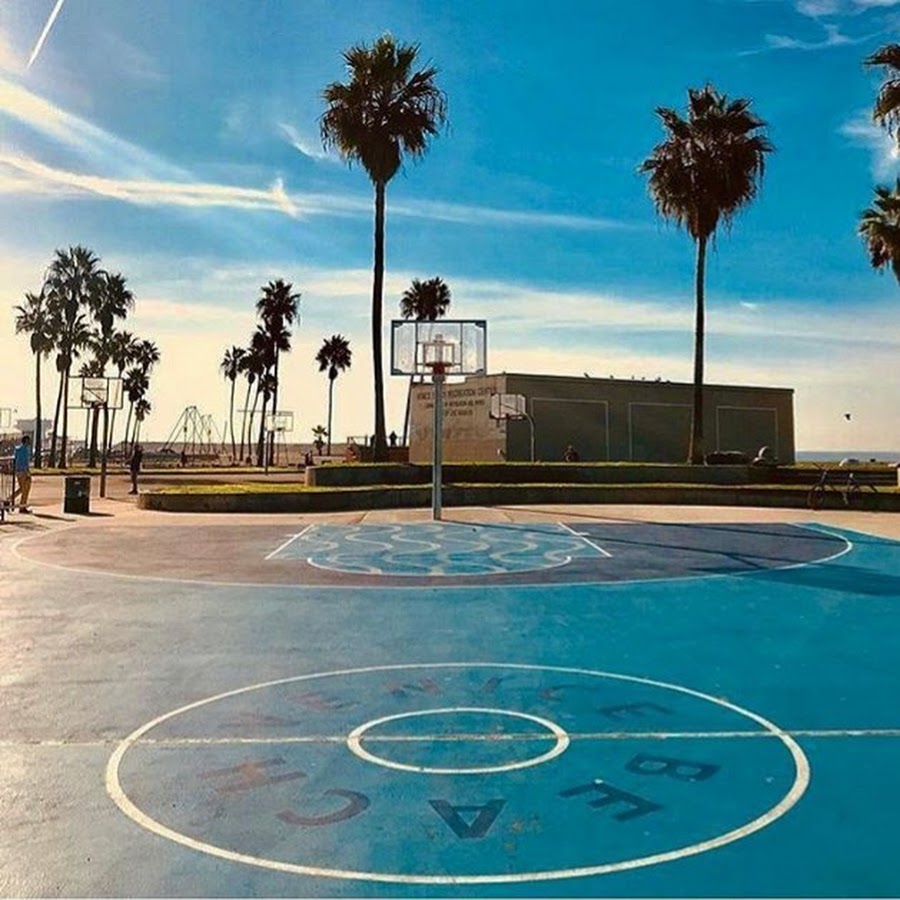 Venice Beach баскетбольная площадка