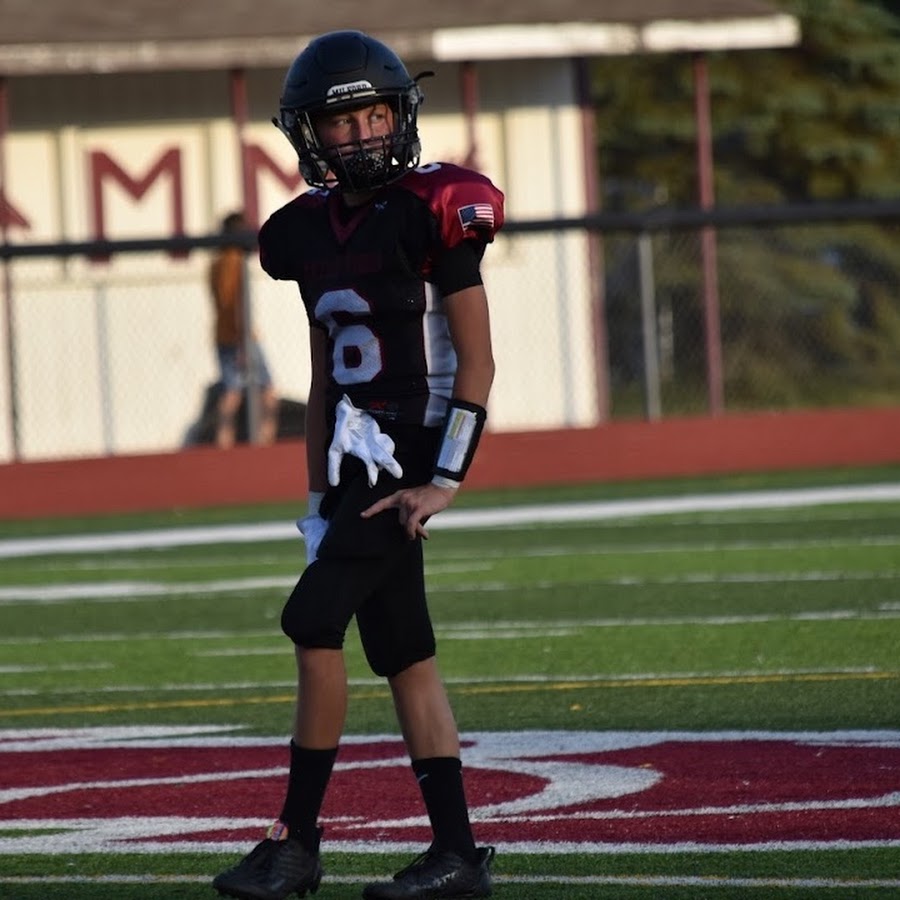 NON-UNIFORM JD Youth Football Jersey