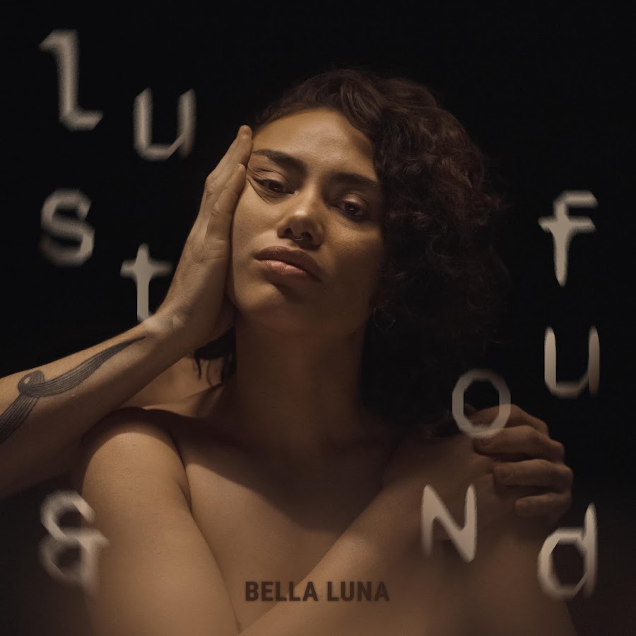 bella-luna-youtube