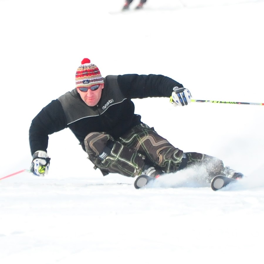 Ski team. Горные лыжи Kastle RX 12. Датчики угла закантовки лыж.