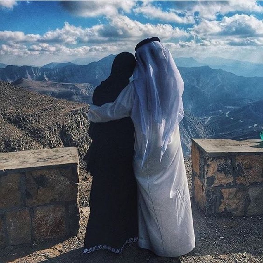 Парень и девушка в Исламе