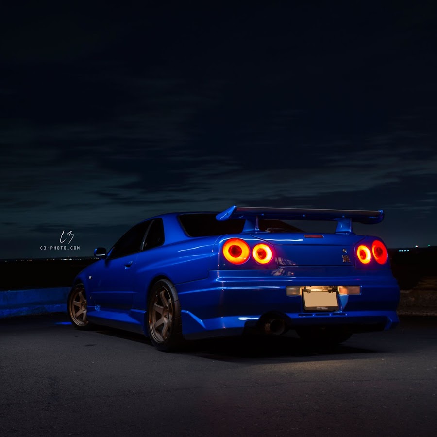 R34 site. Скайлайн ночь неон. Nissan Skyline r34 Night Neon надпись.