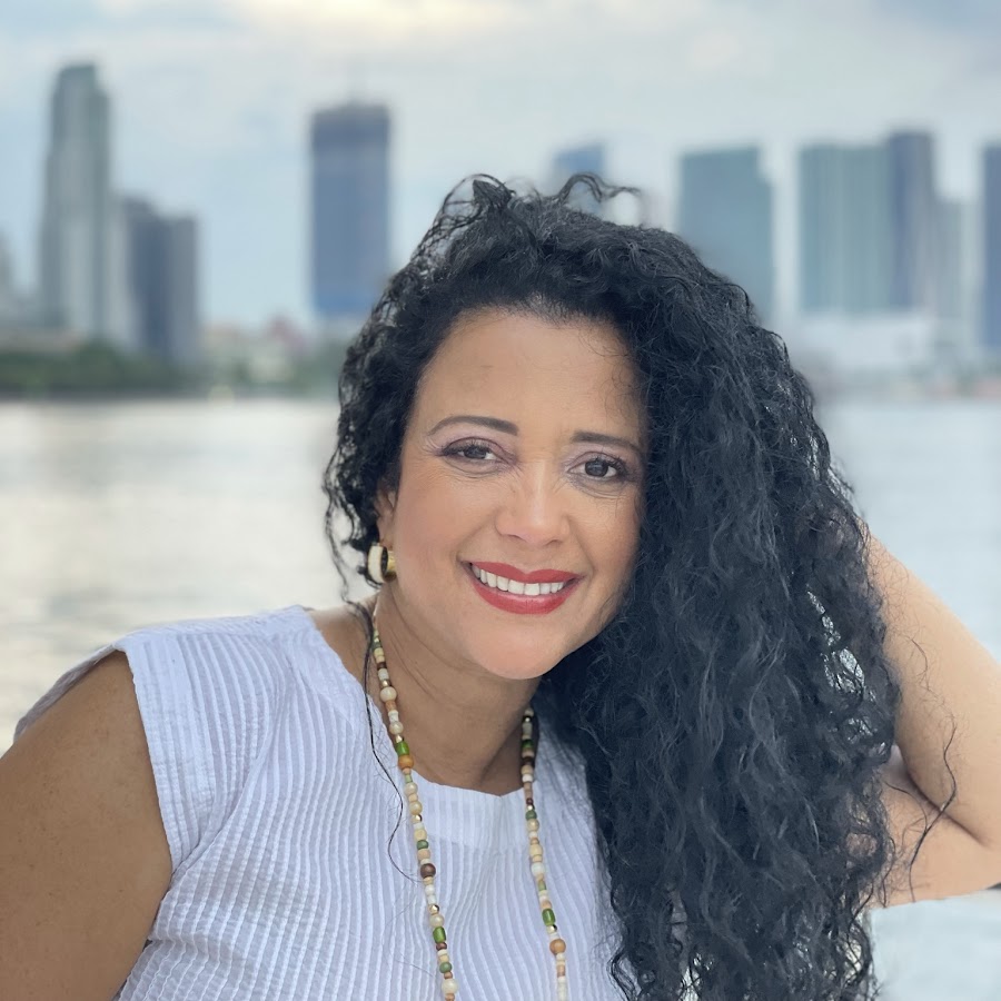 Pastora Martha Socarras - YouTube