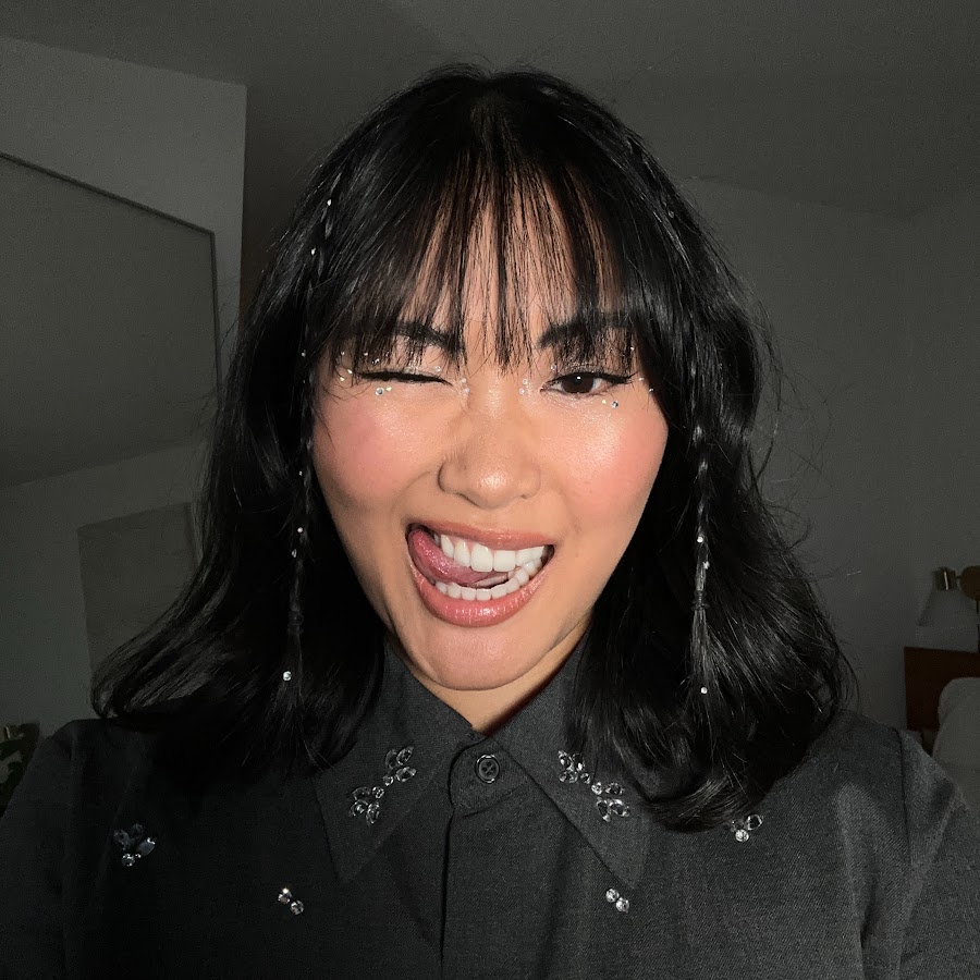 influencer profile picture