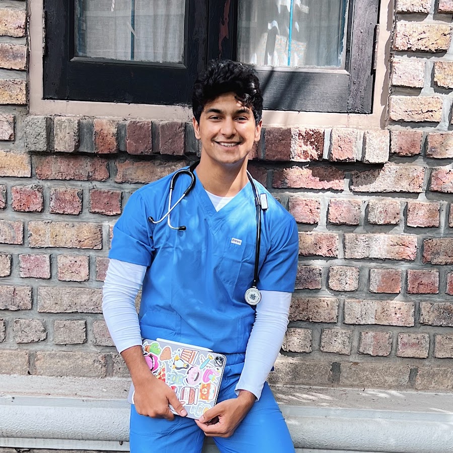 influencer profile picture
