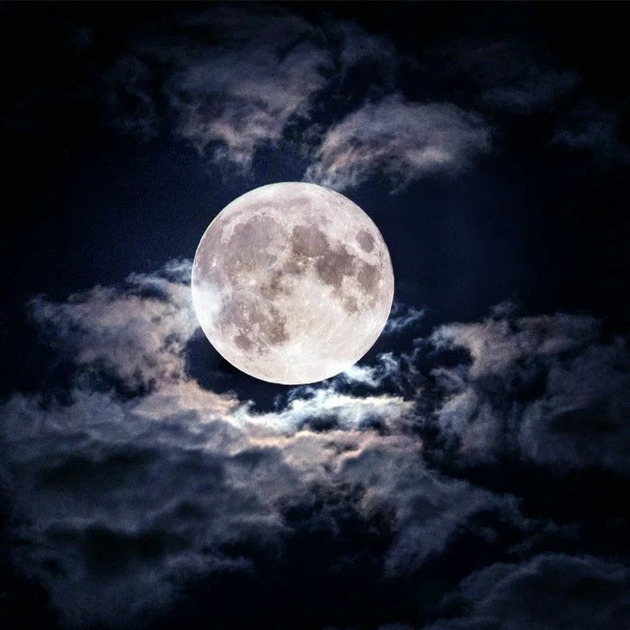Когда полная луна в феврале. Луна. Полнолуние. Луна картинки. Полная Луна.