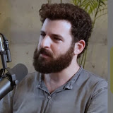 דניאל דושי