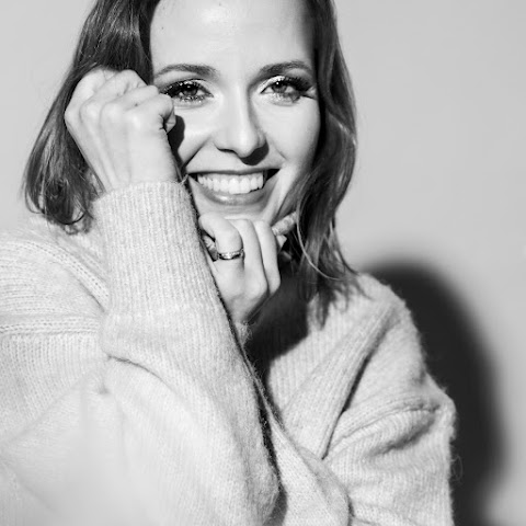 influencer profile picture