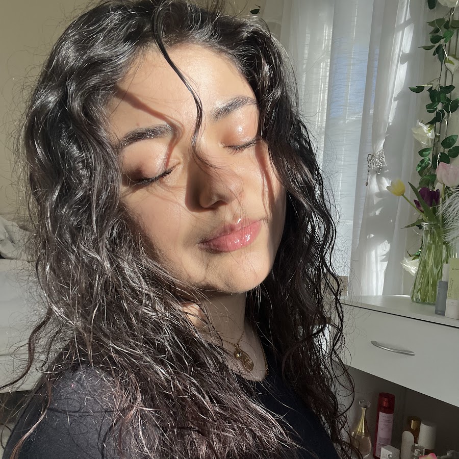 influencer profile picture