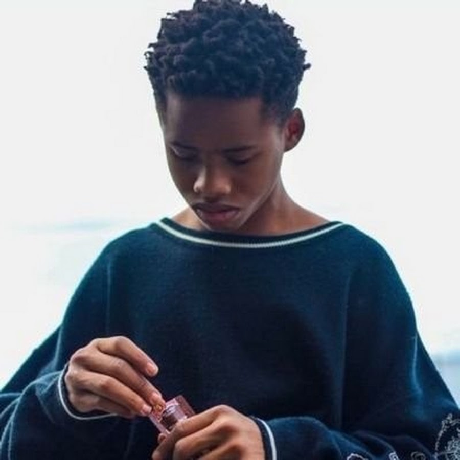 Кей рэпер. Тэй Кей. Tay-k рэпер. Tay k распальцовка. Tay k рост.