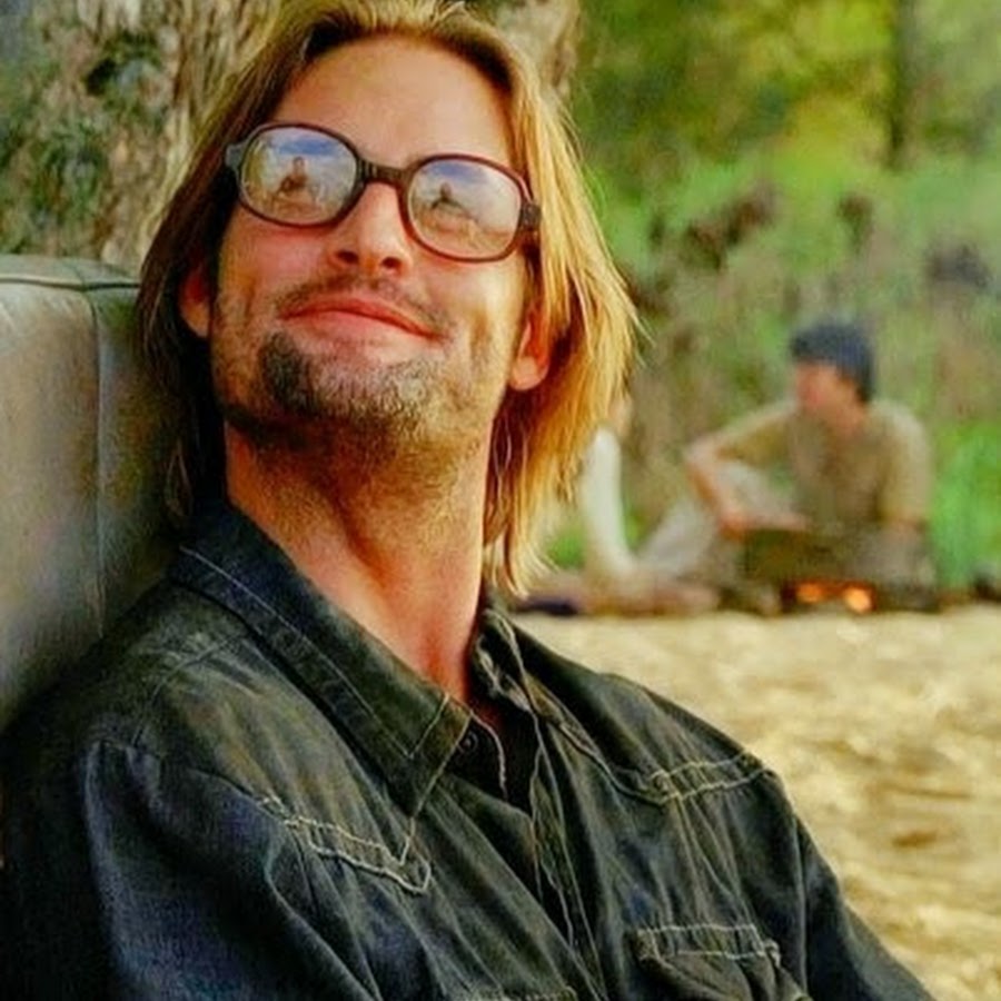 Lost my glasses. Сойер в очках лост. Остаться в живых Сойер в очках. Sawyer очки. Сойер в очках лост gif.