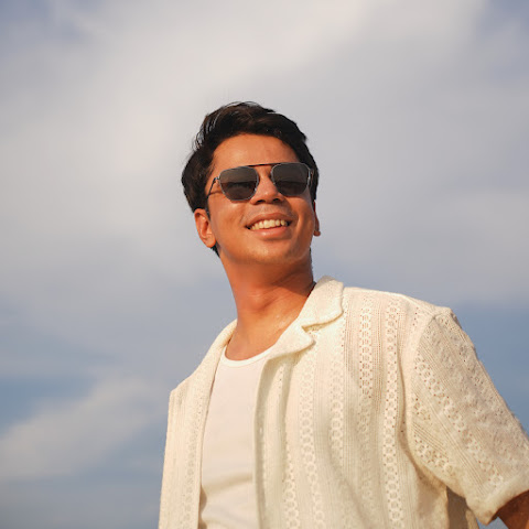 influencer profile picture