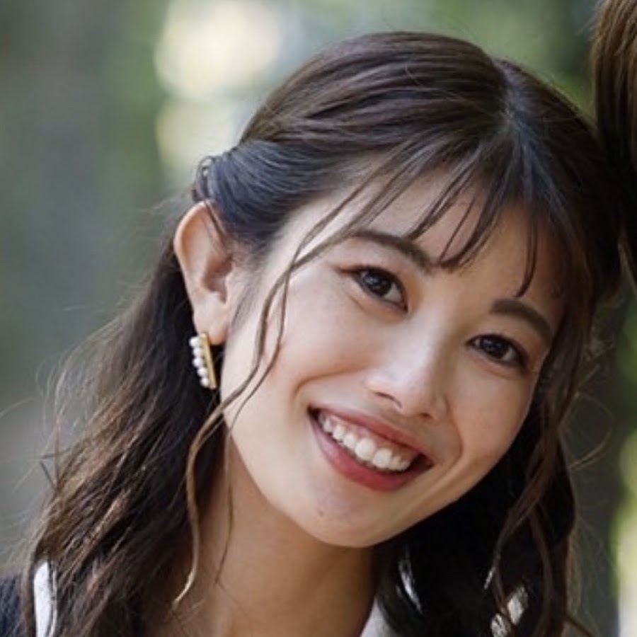 梅山茜 