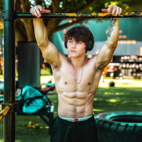 influencer profile picture