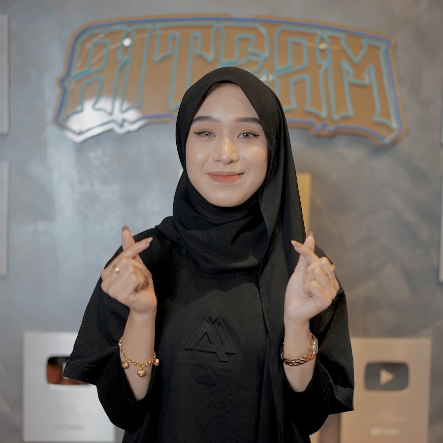 AI Fatin Razali @aifatinsyakira