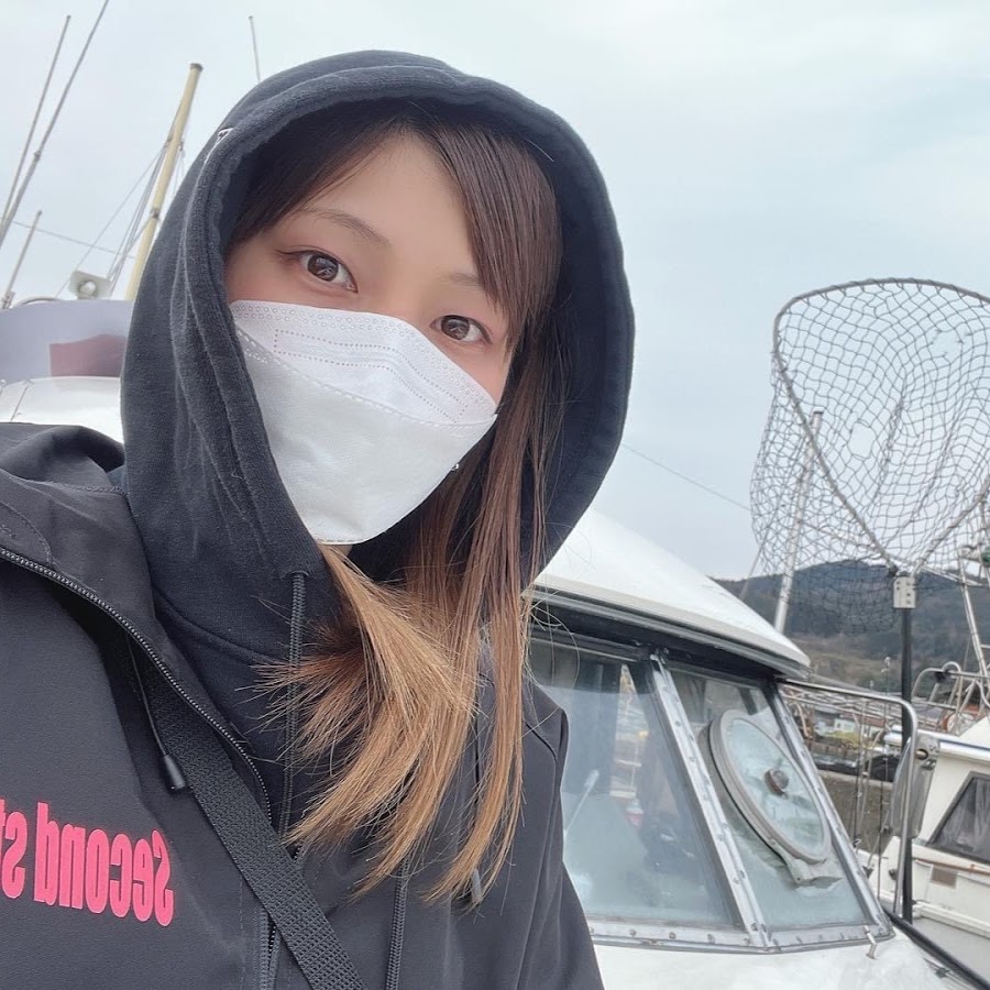 Fishing Girl Ni Ni-channeru - YouTube