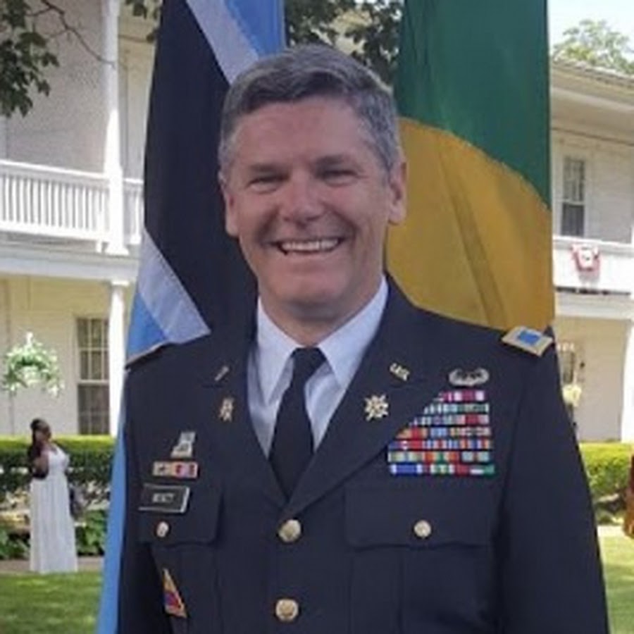 Colonel Chris Wyatt @colonelchriswyatt