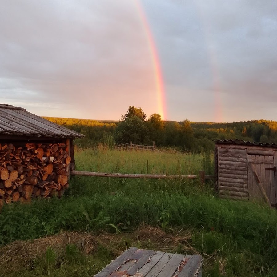 Один в деревне ютуб