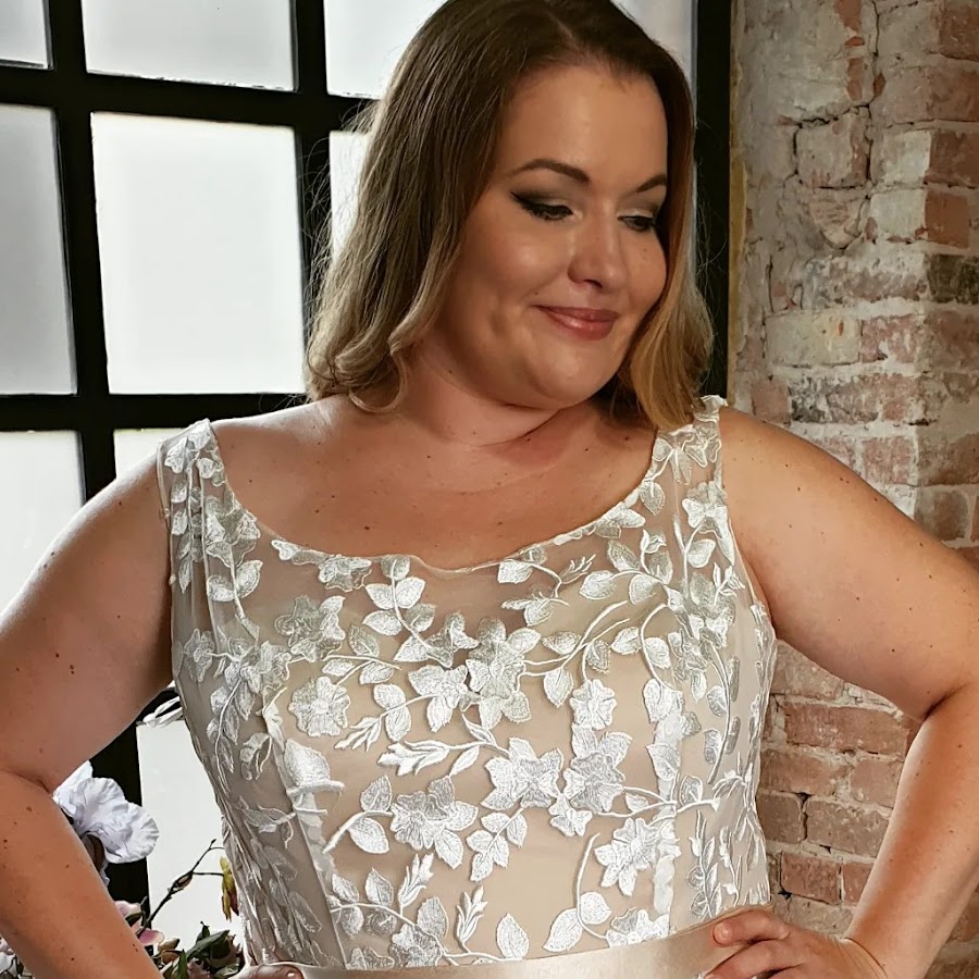 Lasabina Plus Size Bridal 