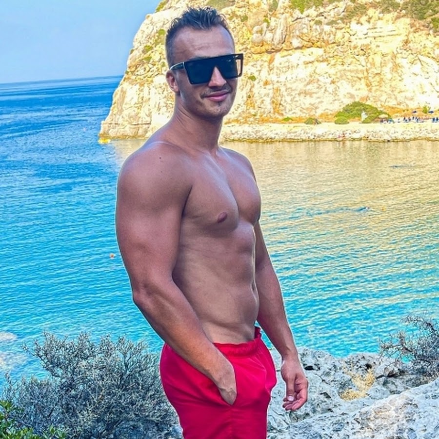 Igor Nayzer @igornayzer