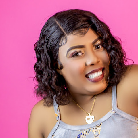 influencer profile picture