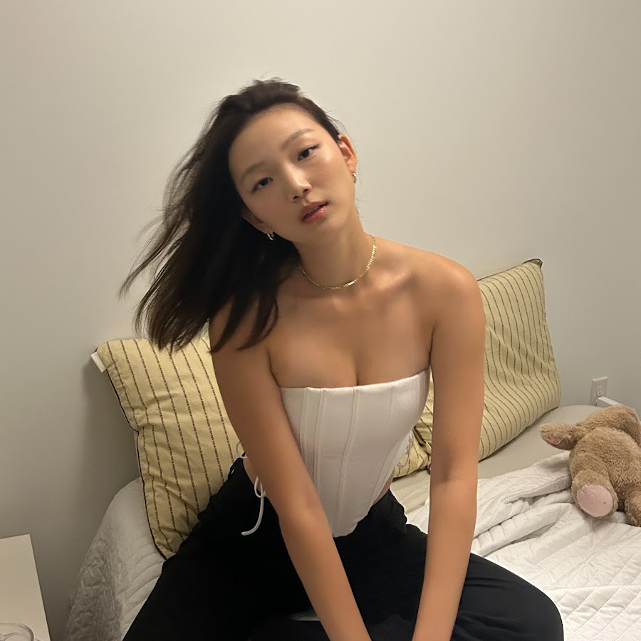 Kelly Kim @kellyyoujinkim