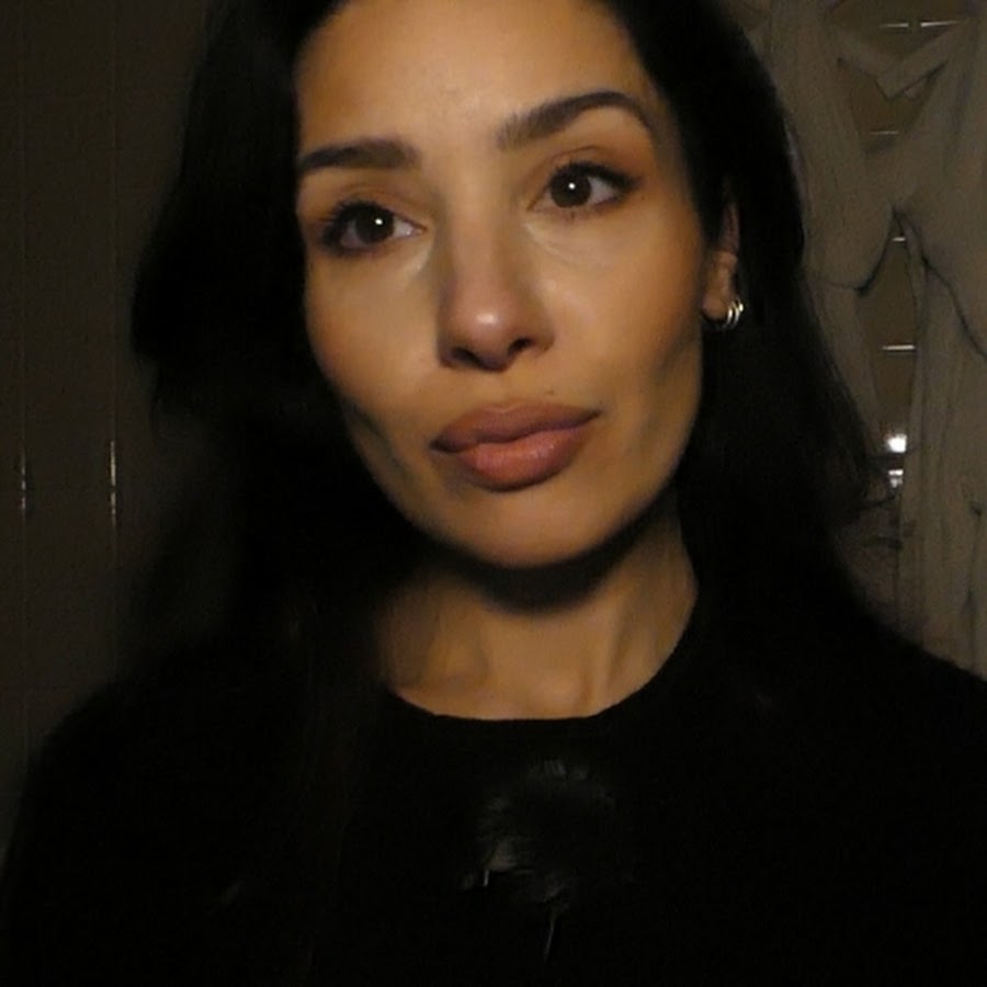 influencer profile picture