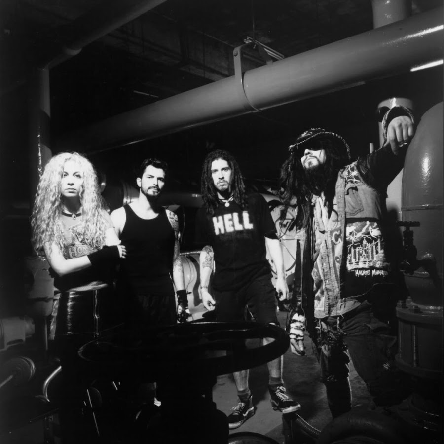 White zombie. White Zombie Band. White Zombie 1989. Группа Уайт зомби. Шон Изел White Zombie.