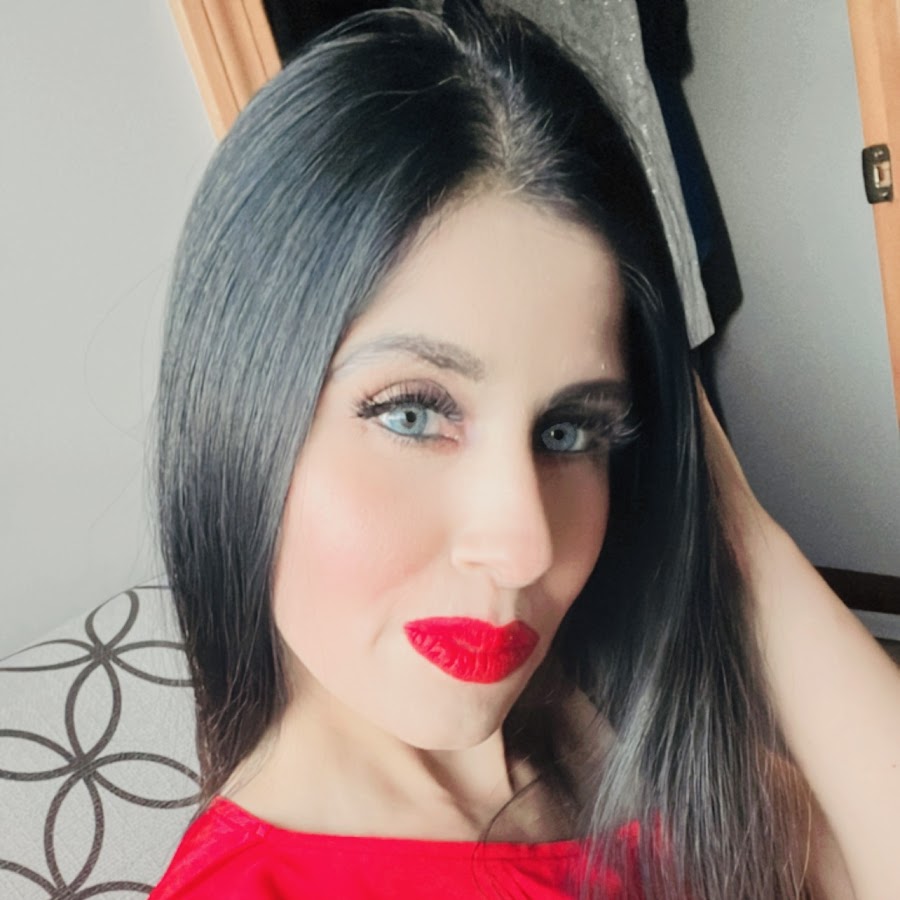 influencer profile picture