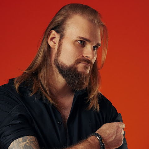 influencer profile picture