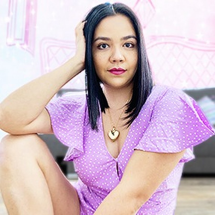 Laura Tagle @lauratagle