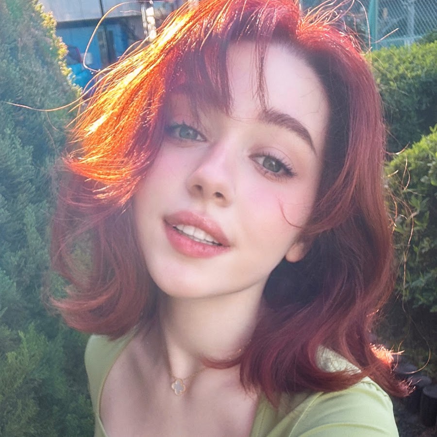 influencer profile picture