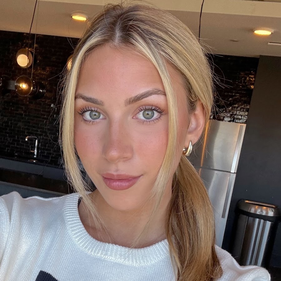 Katie Feeney @katiefeeney