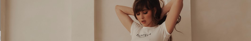 Riley Reid Banner