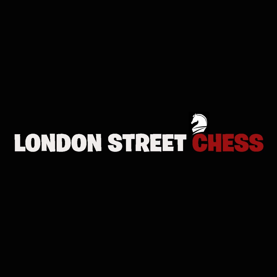 London street chess hi-res stock photography and images - Alamy