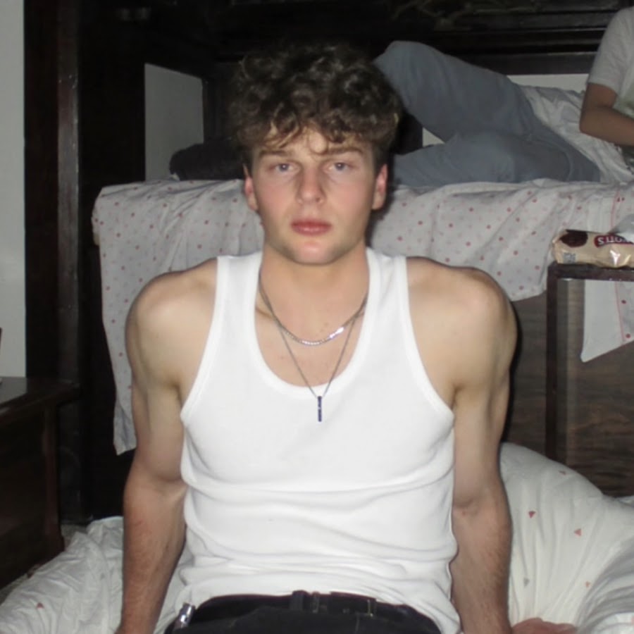 influencer profile picture