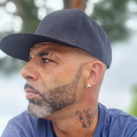 influencer profile picture