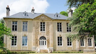 Au Petit Chateau 1780 youtube banner