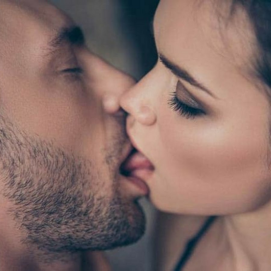 девушка целуется с девушкой это измена фото 65