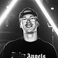 Artist Thumbnail