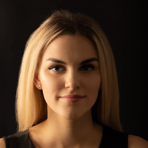 influencer profile picture
