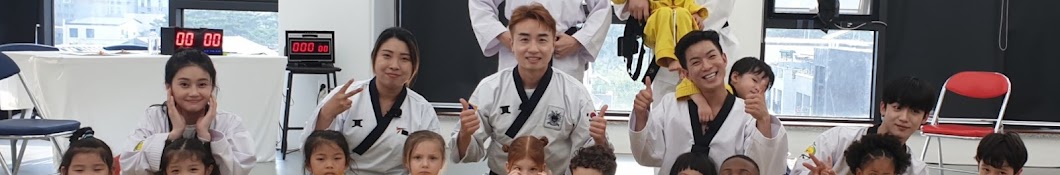 WORLD TAEKWON ACADEMY