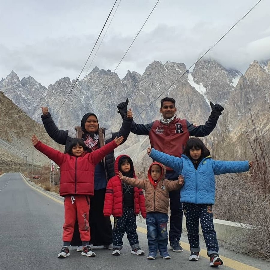 Shaqreen & Shahzad Family - YouTube Shaqreen & Shahzad Family