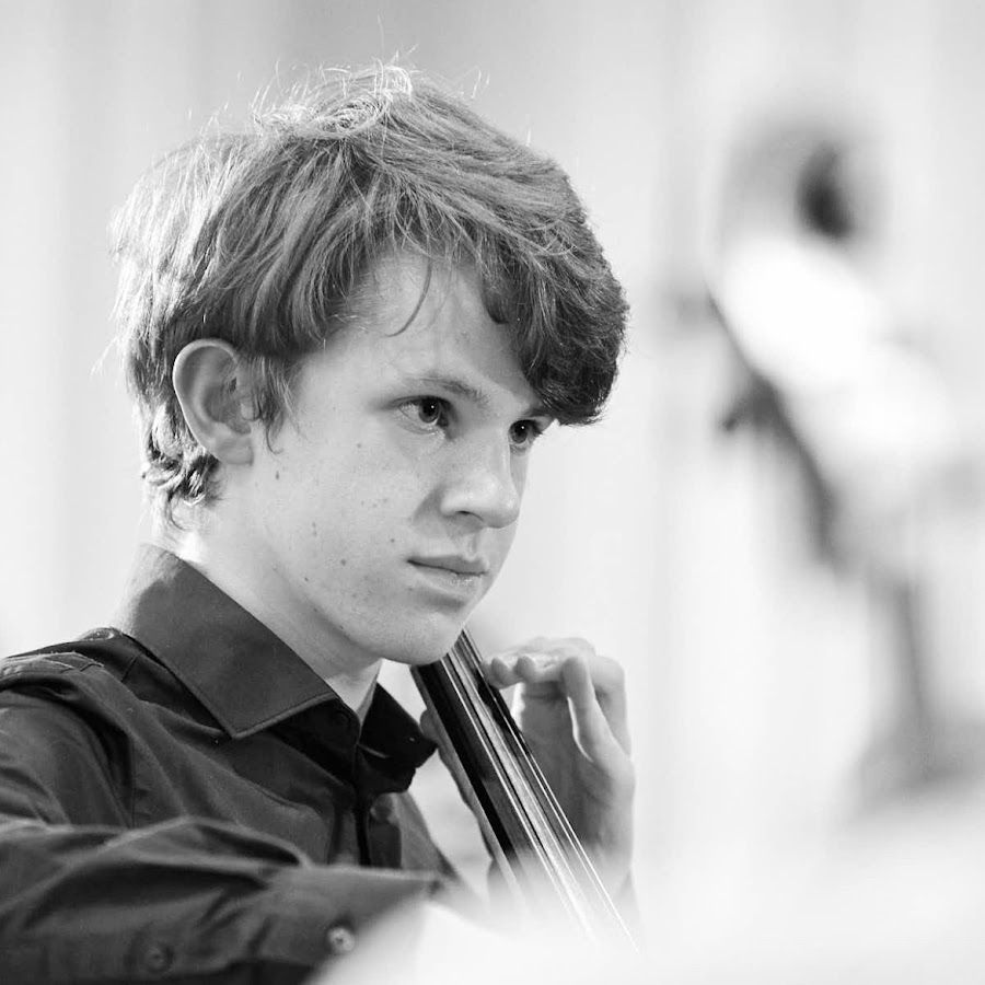 Achères : Maxime Grizard, violoncelliste, a besoin de votre aide !